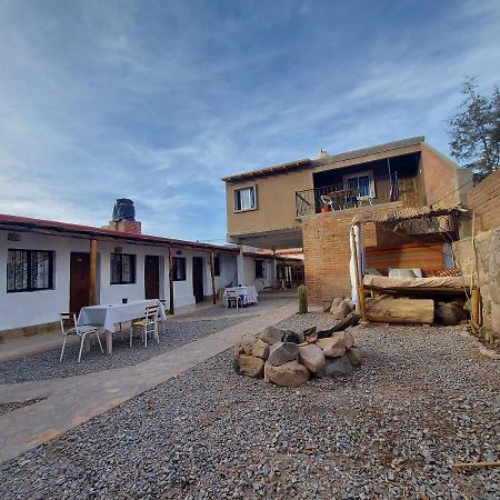Arbol Tilcara Hostel Exterior photo