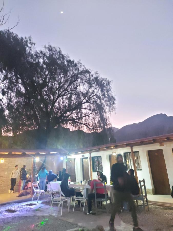 Arbol Tilcara Hostel Exterior photo